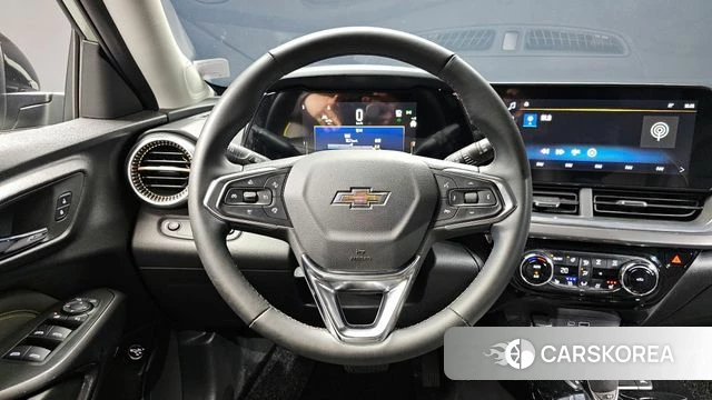 Chevrolet (GM Daewoo) Trax Crossover 2023 Светло-зеленый из Кореи, фото 3