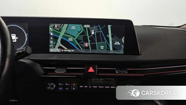 Kia EV6 2022 Черный из Кореи, фото 3