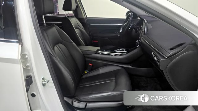 Hyundai Sonata (DN8) 2022 Белый из Кореи, фото 3