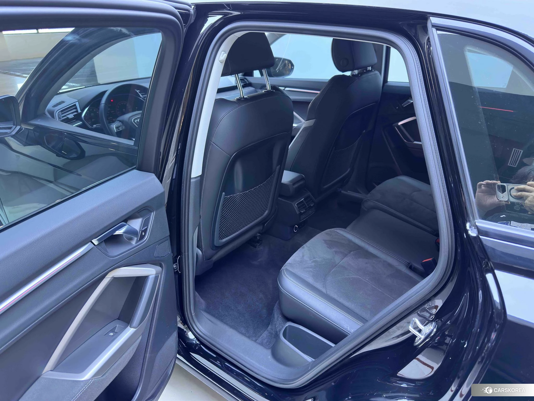 Audi Q3 2022 Черный из Китая, фото 3