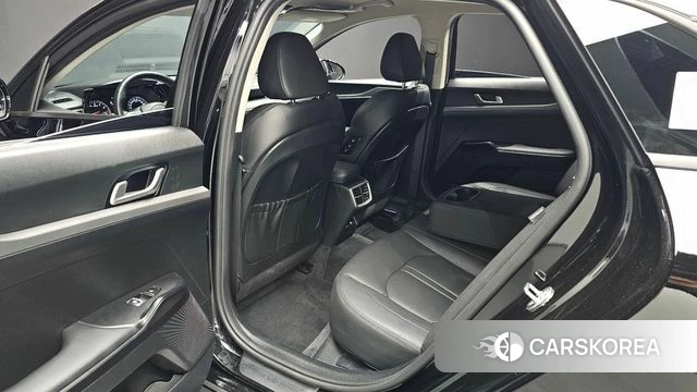 Kia K5 3rd generation 2023 Черный из Кореи, фото 3