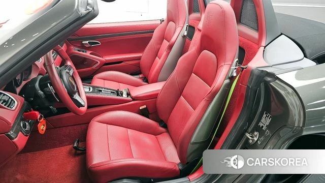 Porsche 718 Boxster 2021 Серый из Кореи, фото 3