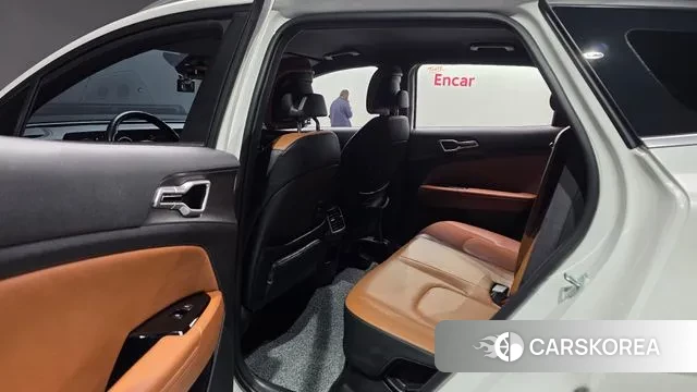 Kia Sportage 5th Generation Hybrid 2022 Белый из Кореи, фото 3