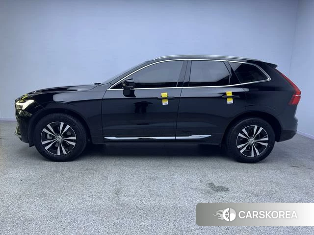 Volvo XC60 2023 Черный из Китая, фото 3