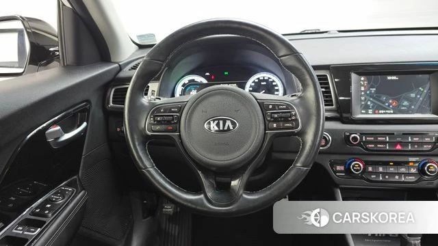 Kia Niro 2018 Белый из Кореи, фото 3