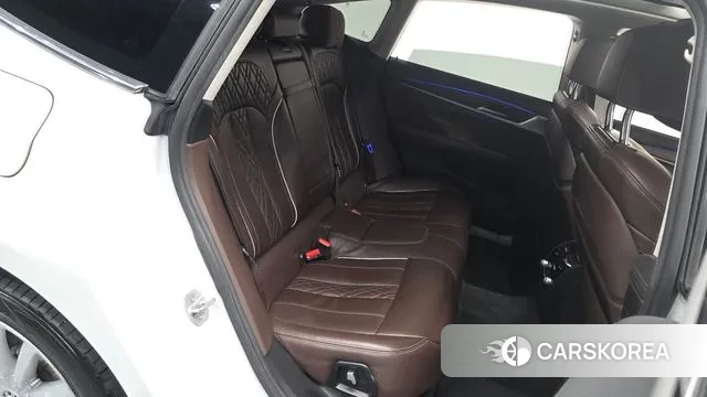 BMW 6 Series GT (G32) 2022 Белый из Кореи, фото 3