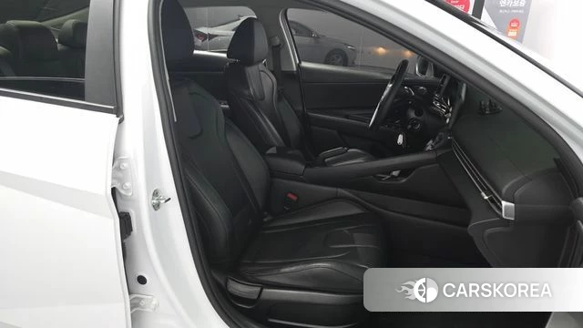 Hyundai Avante (CN7) 2022 Белый из Кореи, фото 3