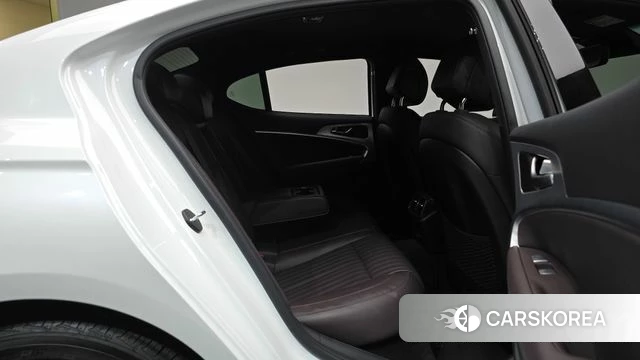 Genesis The New G70 2021 Белый из Кореи, фото 3