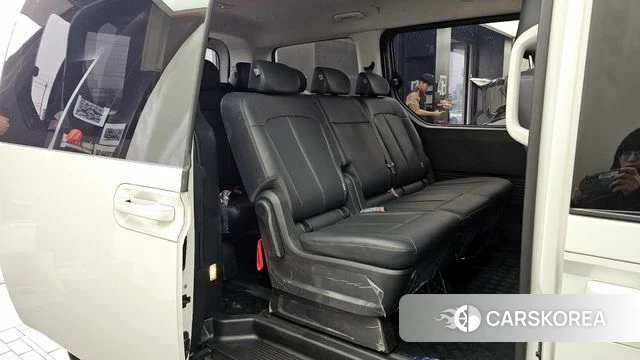 Hyundai Staria 2025 Белый из Кореи, фото 3