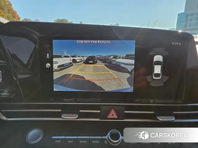 Hyundai Avante Hybrid (CN7) 2022 Белый из Кореи, фото 3