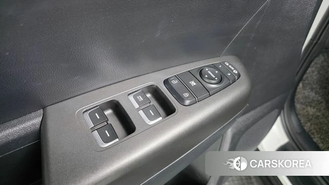 Kia Sportage The Bold 2021 Белый из Кореи, фото 3