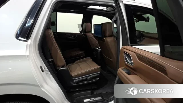 Chevrolet (GM Daewoo) Tahoe 2023 Белый из Кореи, фото 3