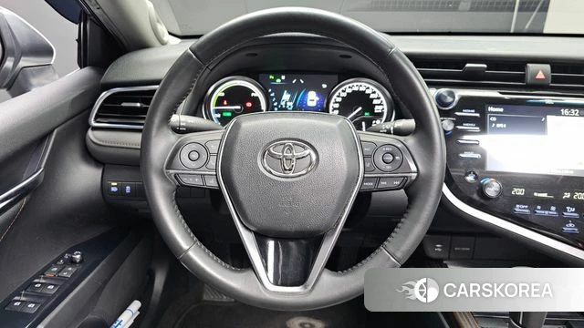 Toyota Camry (XV70) 2018 Серебряный из Кореи, фото 3