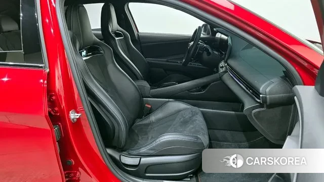 Hyundai Avante (CN7) 2021 Красный из Кореи, фото 3