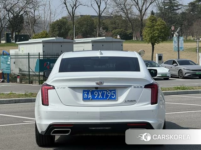 Cadillac CT5 2022 Белый из Китая, фото 3