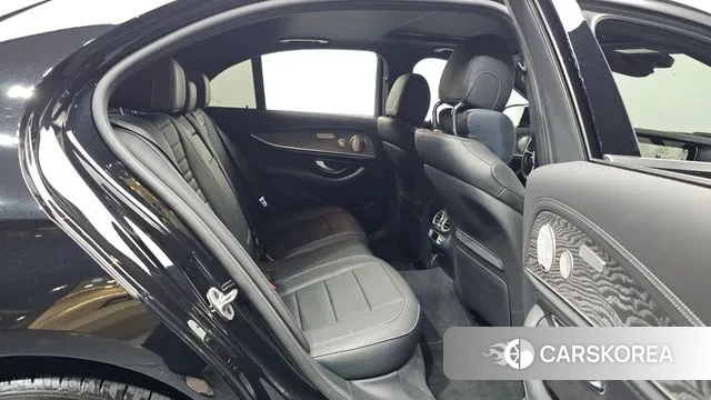 Mercedes-Benz E-Class W213 2022 Черный из Кореи, фото 3