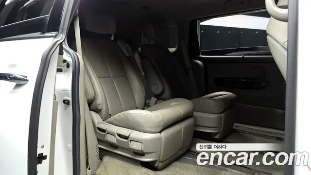 Kia The New Carnival id 2716336 из Кореи 3