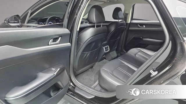Kia K5 3rd generation 2023 Черный из Кореи, фото 3