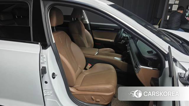 Hyundai Grandeur (GN7) 2023 Белый из Кореи, фото 3