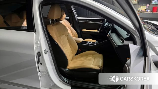 Kia K5 Hybrid 3rd Generation 2022 Белый из Кореи, фото 3