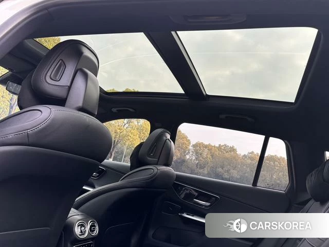 Mercedes-Benz GLC 2023 Белый из Китая, фото 3