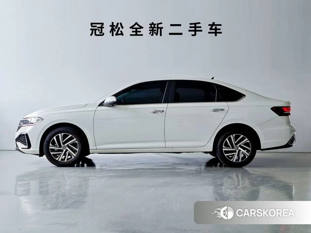 Volkswagen Lavida 2025 Белый из Китая, фото 3