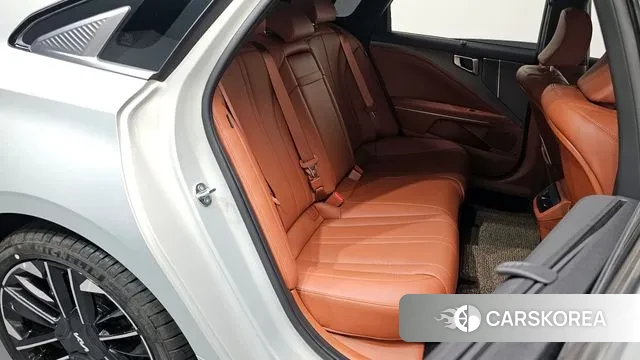 Kia The New K8 2025 Серебряный из Кореи, фото 3