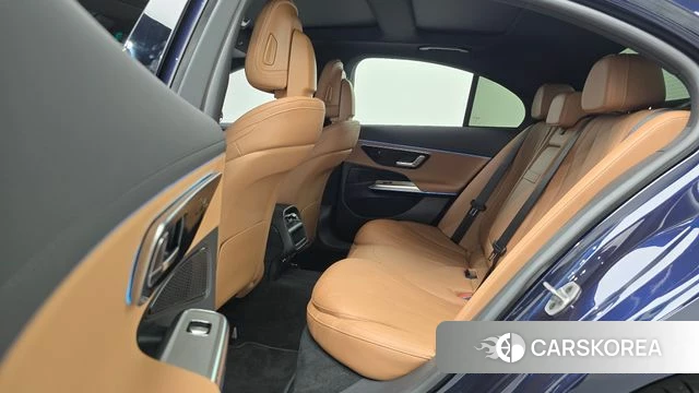 Mercedes-Benz E-Class W214 2025 Синий из Кореи, фото 3