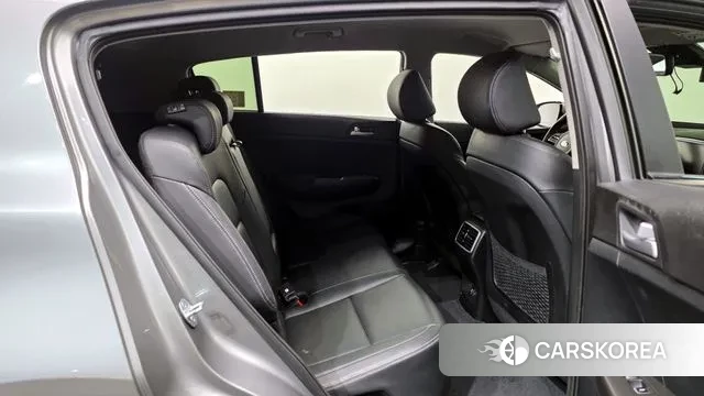 Kia Sportage The Bold 2020 Серебристо-серый из Кореи, фото 3