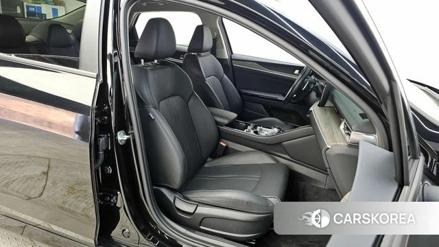 Kia K5 3rd generation 2022 Черный из Кореи, фото 3