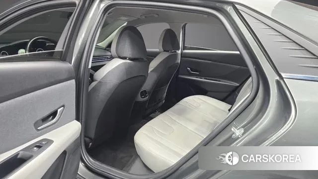 Hyundai Avante (CN7) 2021 Серый из Кореи, фото 3