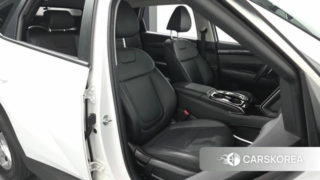 Hyundai Tucson (NX4) 2022 Белый из Кореи, фото 3