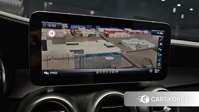 Mercedes-Benz C-Class W205 2023 Белый из Кореи, фото 3