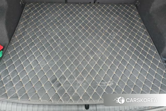 Audi Q3 2021 Темно-серый из Китая, фото 3