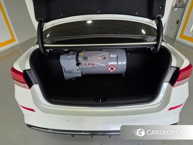 Kia The New K5 2nd generation 2019 Белый из Кореи, фото 3