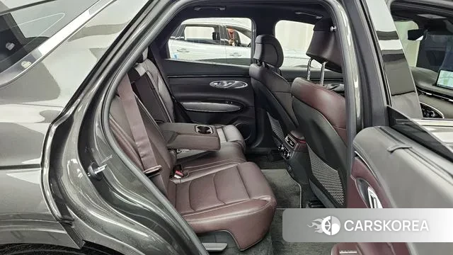 Genesis GV70 2023 Серый из Кореи, фото 3