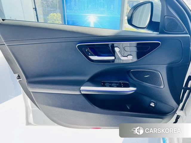 Mercedes-Benz Class C 2025 Белый из Китая, фото 3