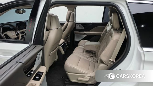 Lincoln Aviator 2nd generation 2022 Белый из Кореи, фото 3