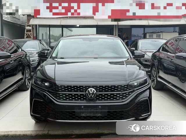 Volkswagen Passat 2023 Черный из Китая, фото 3