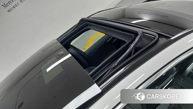 Mercedes-Benz C-Class W206 2026 Белый из Кореи, фото 3