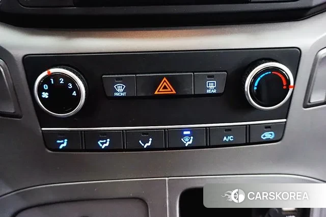 Hyundai The New Grand Starex 2019 Белый из Кореи, фото 3