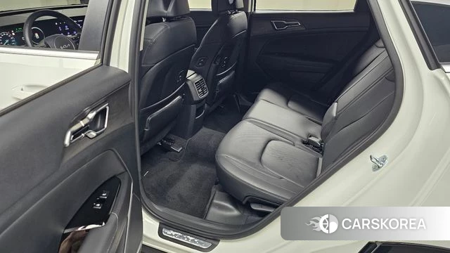 Kia Sportage 5th Generation 2024 Белый из Кореи, фото 3