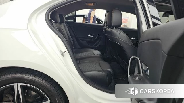 Mercedes-Benz A-Class W177 2020 Белый из Кореи, фото 3