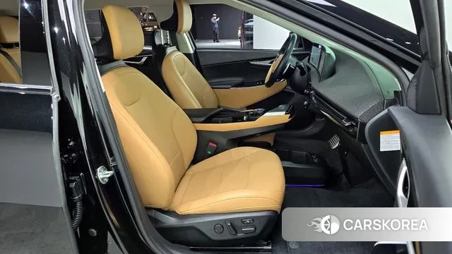 Kia EV6 2022 Черный из Кореи, фото 3