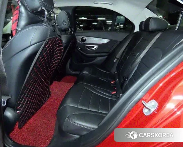 Mercedes-Benz C-Class W205 2019 Красный из Кореи, фото 3