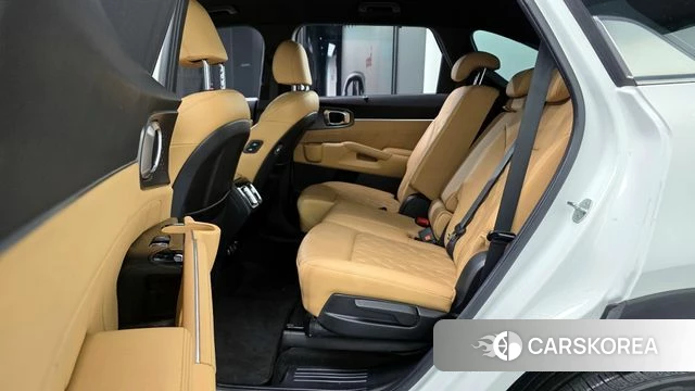 Kia Sorento 4th Generation 2023 Белый из Кореи, фото 3
