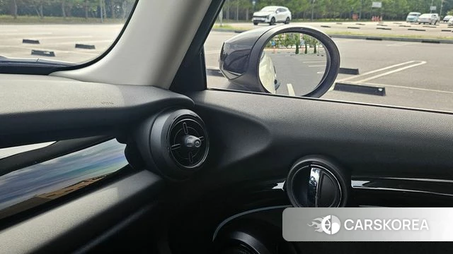 Mini Cooper S 2022 Жемчужный цвет из Кореи, фото 3
