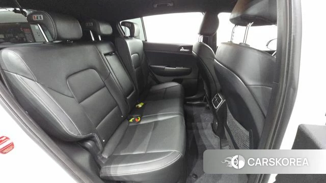 Kia Sportage The Bold 2019 Белый из Кореи, фото 3