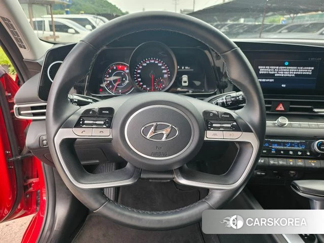 Hyundai Avante (CN7) 2021 Красный из Кореи, фото 3