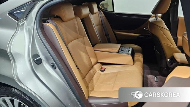 Lexus ES300h 7th generation 2021 Золотой из Кореи, фото 3